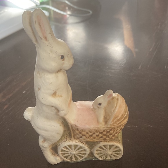 💵3 for $20✅Vintage rabbit with baby carriage figurine - Picture 2 of 7